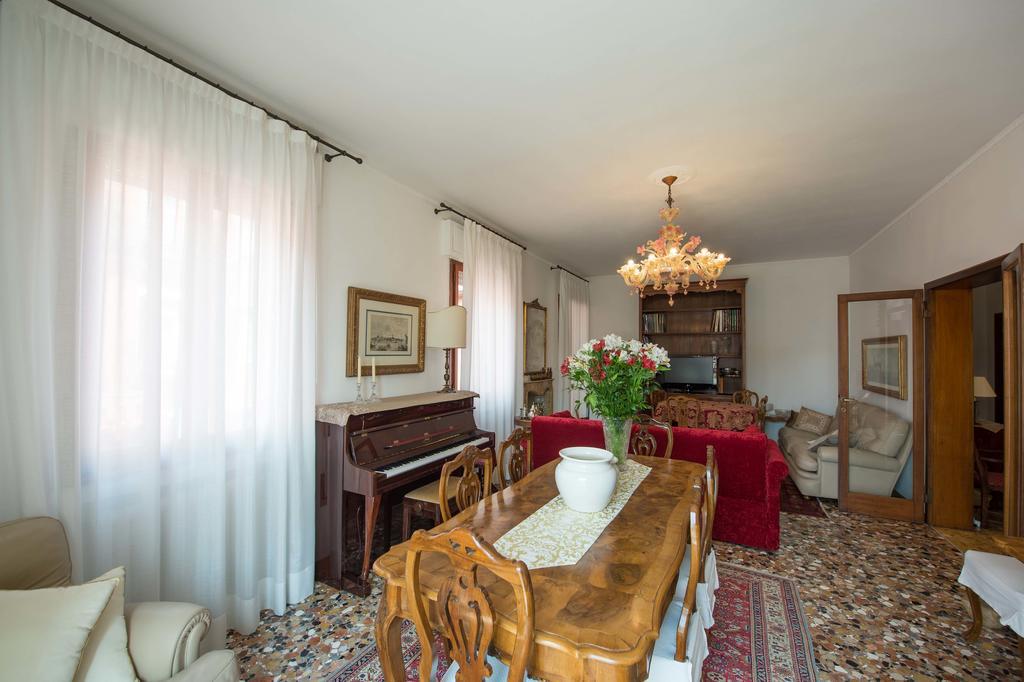 Savoia & Jolanda Apartments 2 Venedig Eksteriør billede